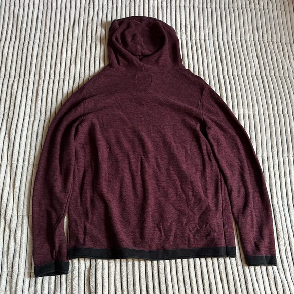American Eagle Men’s Large Hooded Sweater - Picture 6 of 6
